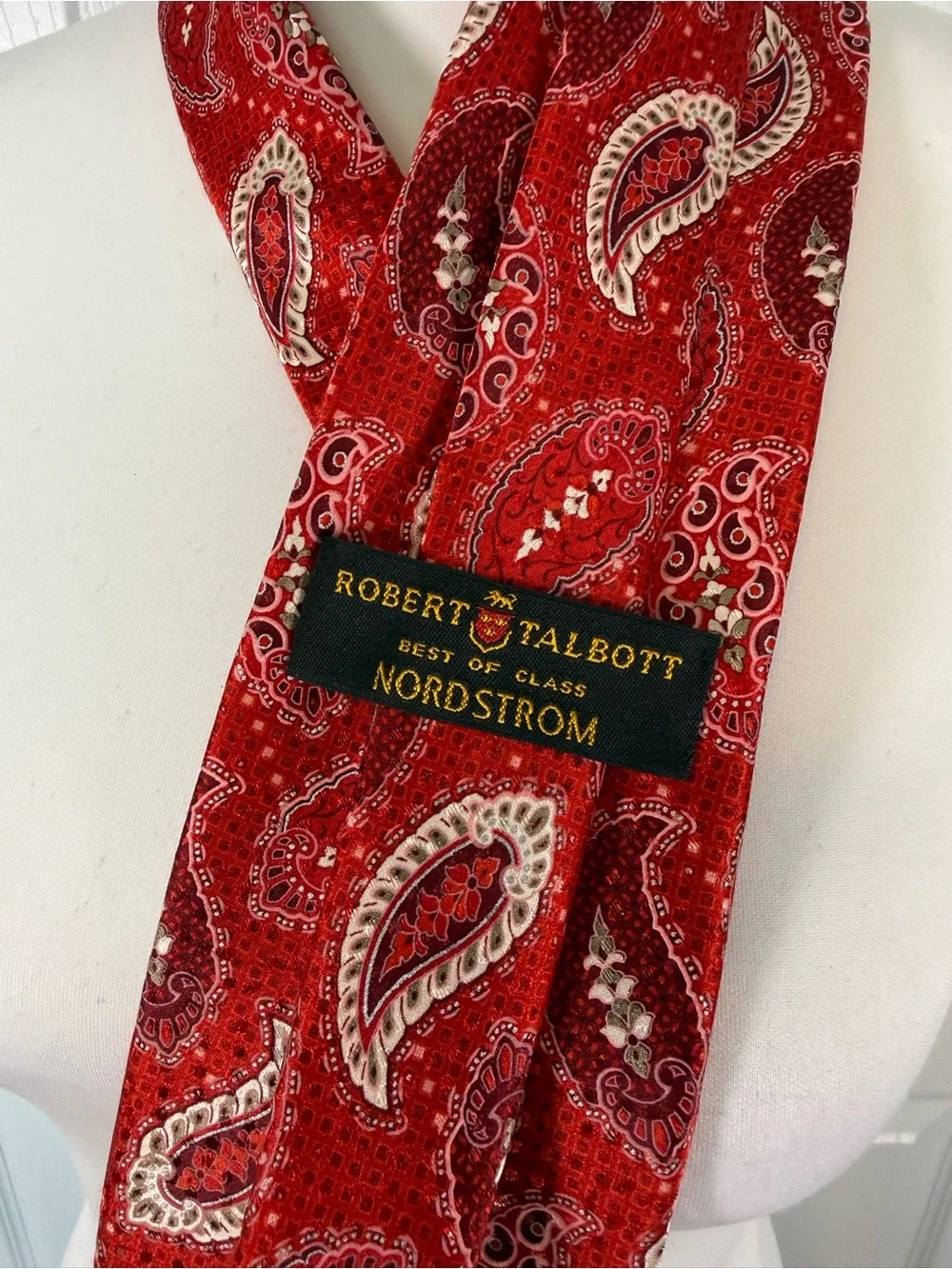 Robert Talbott Nordstrom Red Paisley Silk Tie Hand Sewn Italy Designer Mens